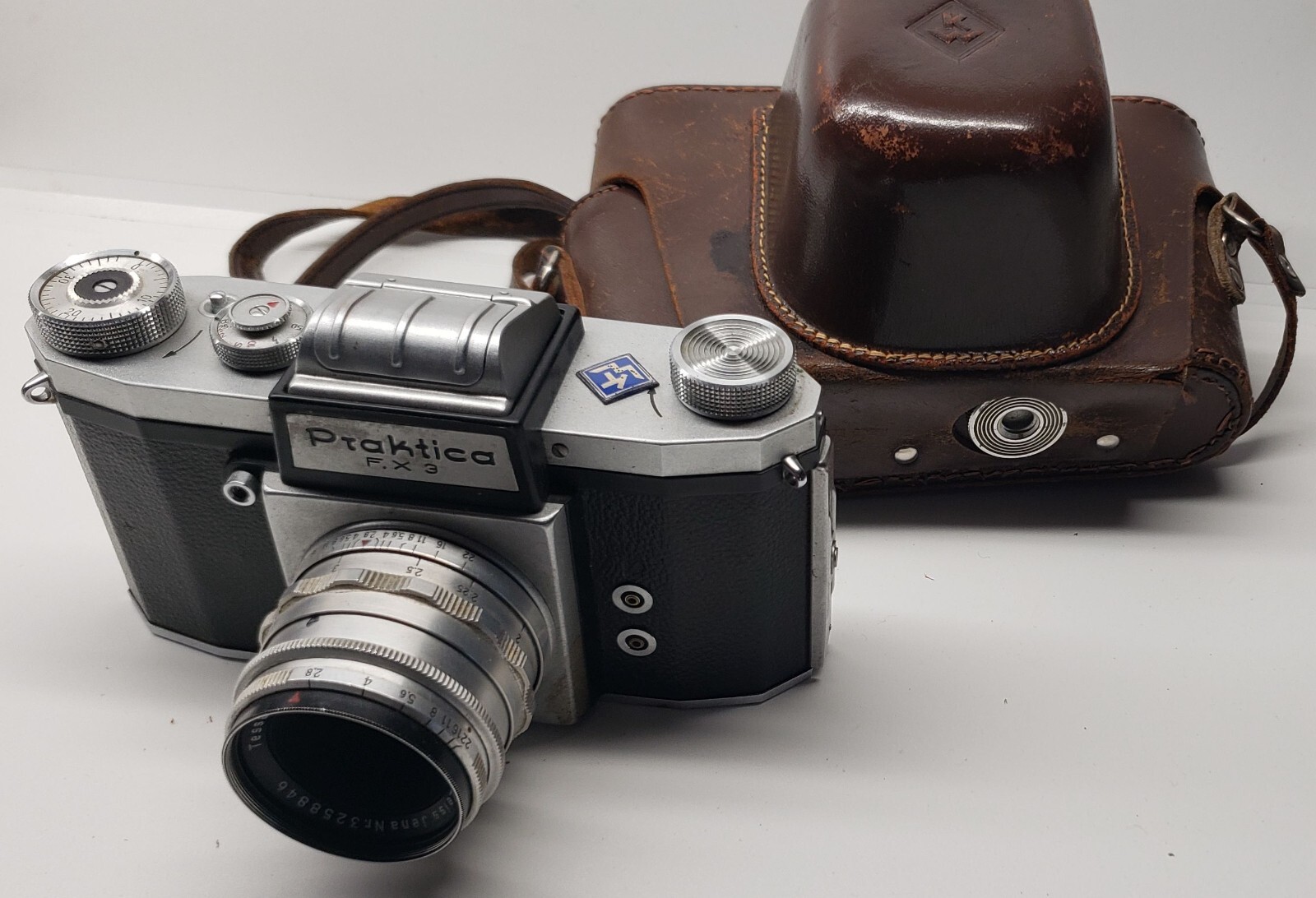 フィルムカメラ PRAKTIFLEX FX CARL ZEISS TESSAR 3.5/50 T Praktiflex FX review – Kosmo Foto