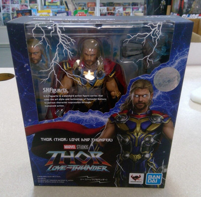 Bandai S.H.Figuarts Thor: Love and Thunder Thor Action Figure