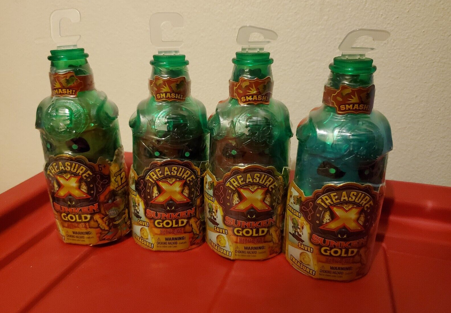 Treasure X Sunken Gold Bottle Smash - Action Figure &amp