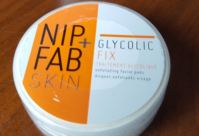 ASSORTED SKIN PRODUCTS 4 ITEMS NEW  ITEM JD323