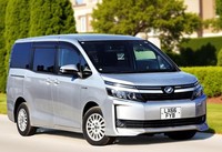 2016 Toyota Voxy (7 Seater) 1.8 Hybrid Automatic 79800 Miles. APPLE Play. NAV. C