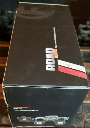 Radioshack - 1:24 Scale - Road Trek R.C. Truck (Green & Camo) - New