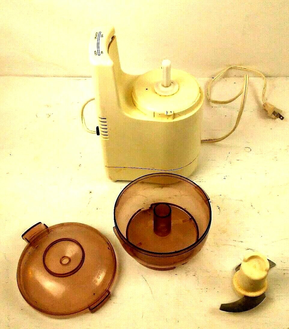 SUNBEAM OSKAR FOOD PROCESSOR  AND CHOPPER 14081