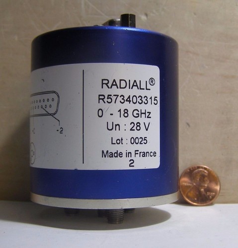 RADIALL SMA RF COAXIAL SWITCH R573403315 0-18GHz 28V SMA