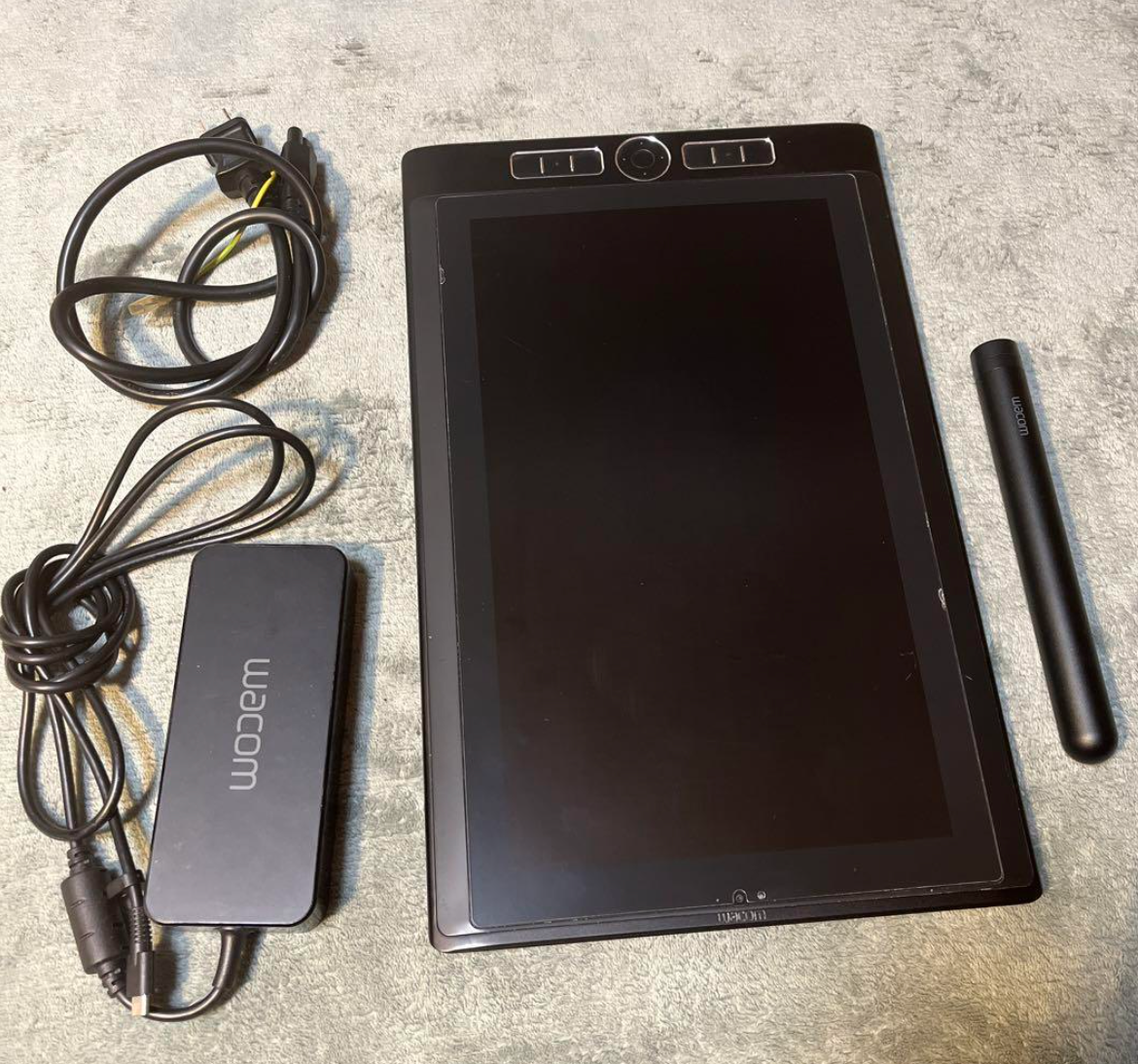 【Wacom】 DTH-W1320 MobileStudio Pro 13 Wacom's MobileStudio Pro 13 - Wacom