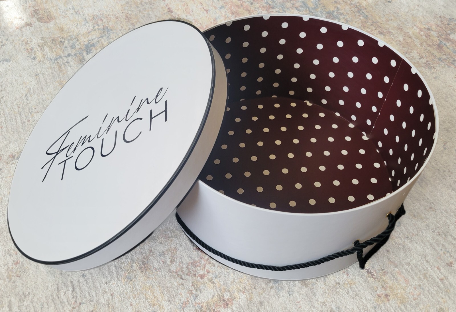 Round White Hat Box Hat Storage With Lid and Rope New | eBay