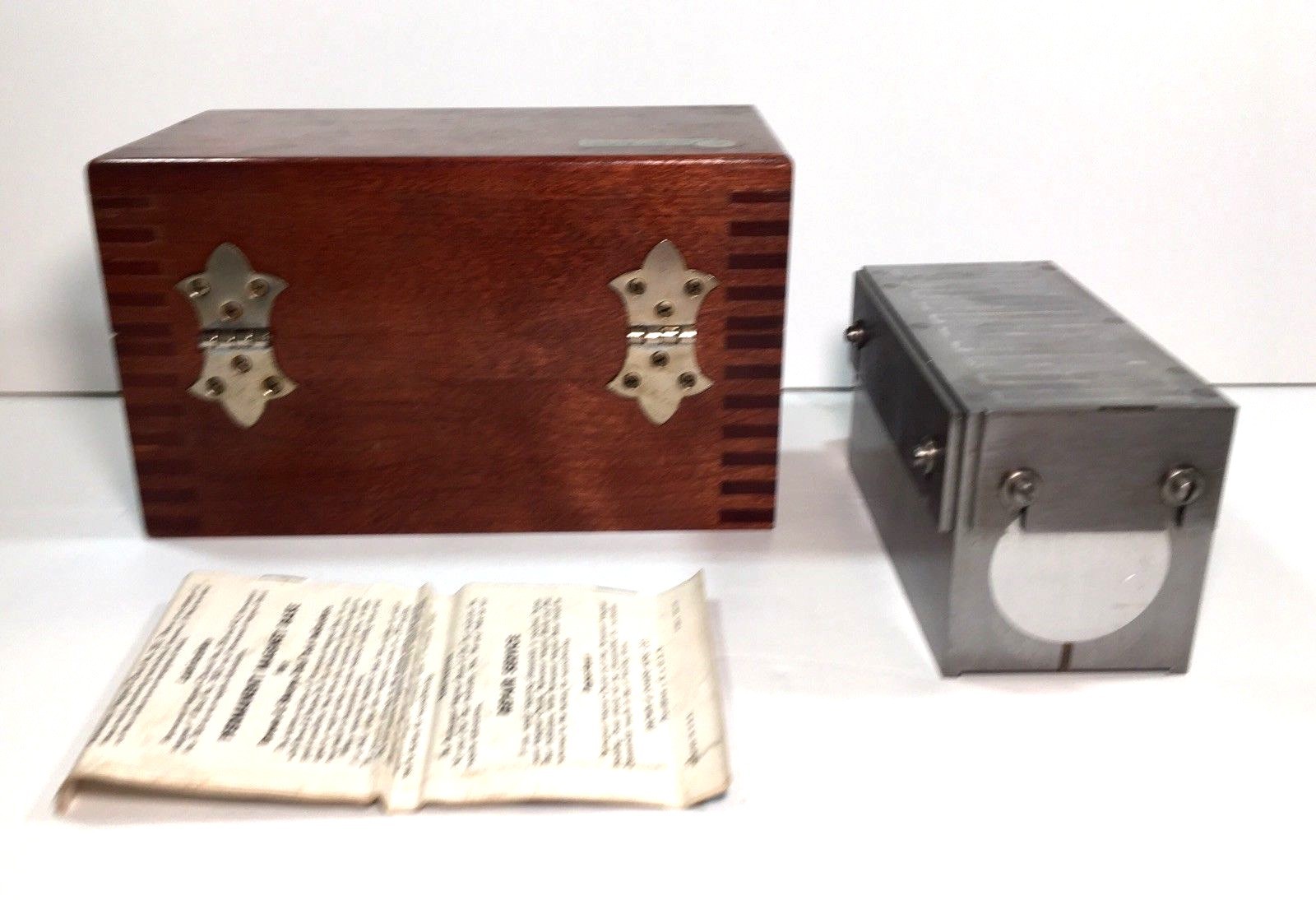 Brown & Sharpe Permanent Magnet Block Chuck Grid Wood Box