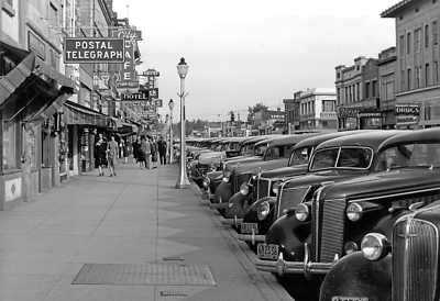 1941 Main Street, Twin Falls, Idaho Old Photo 13" x 19" Reprint