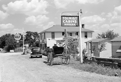 1940 Highway Scene Near Bardstown, Kentucky Old Photo 13" x 19" Reprint
