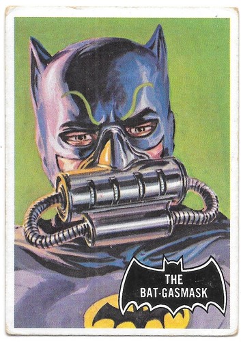 バットマン　カード　BATMAN　CARD　topps Batman Trading Card #43 The Bat-Gasmask Comic Art Series