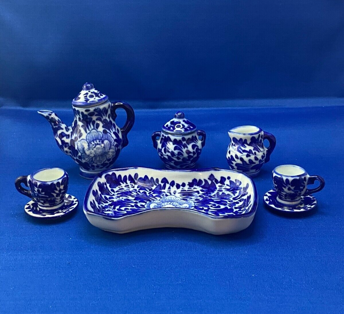 W/tray In Good Condition