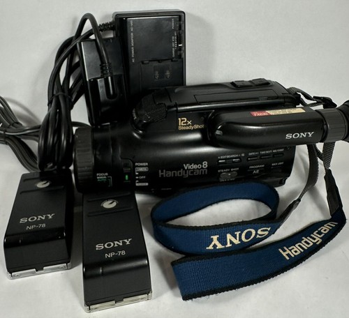 ★未使用品！★ CCD VIDEO CAMERA Sony Handycam CCD-TRV328 Video Hi8 Camcorder 990x Zoom w