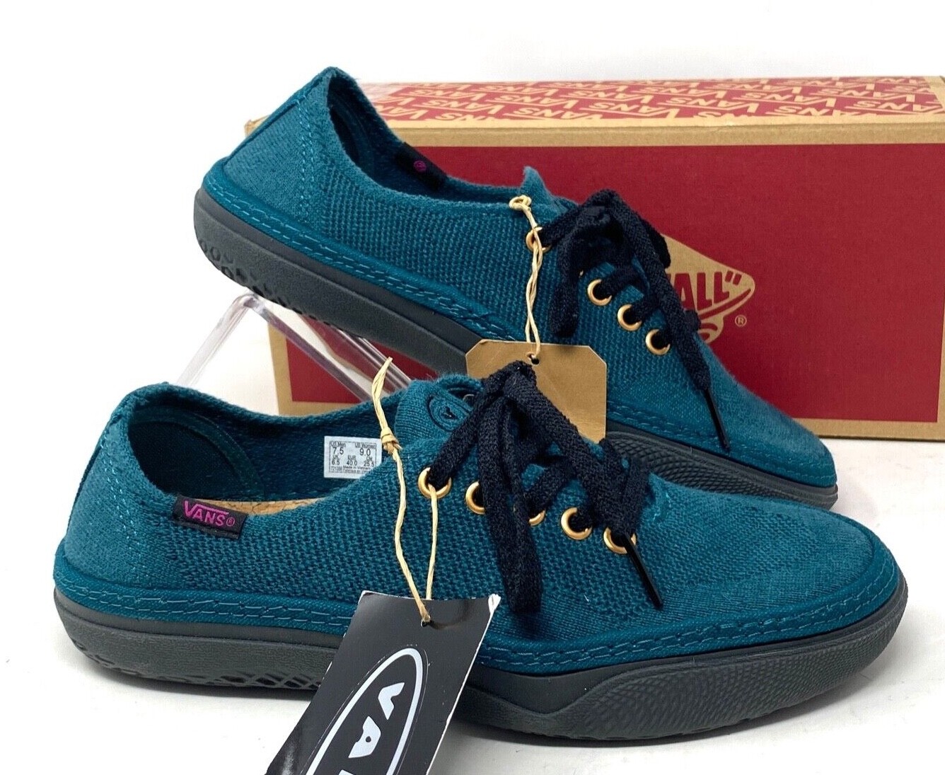 VANS x Curren x Knost Circle Vee Shoes Women's Sneakers VANS x Curren x Knost Circle Vee Shoes Women's Sneakers