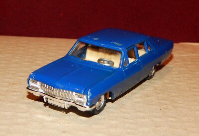 GAMA, ADMIRAL OPEL BLEU, BEL ETAT D'USAGE, PORTES OUVRANTES, 1/45, 971 