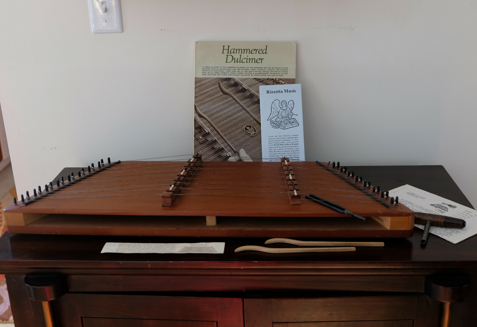 SAM RIZZETTA DULCETTA 9/8 HAMMER DULCIMER 1984 SOLID MAHOGANY Hammered Dulcimer