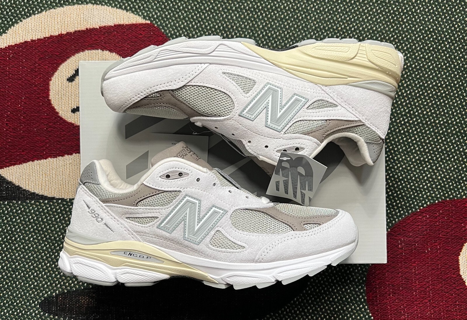 New Balance 990v3 MiUSA YCMC Nimbus Cloud Size 9.5 Brand New New Balance 990v3 MiUSA YCMC Nimbus Cloud Size 9.5 Brand New