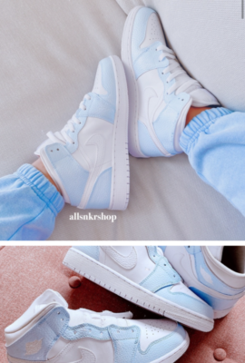 Light blue top air jordan 1