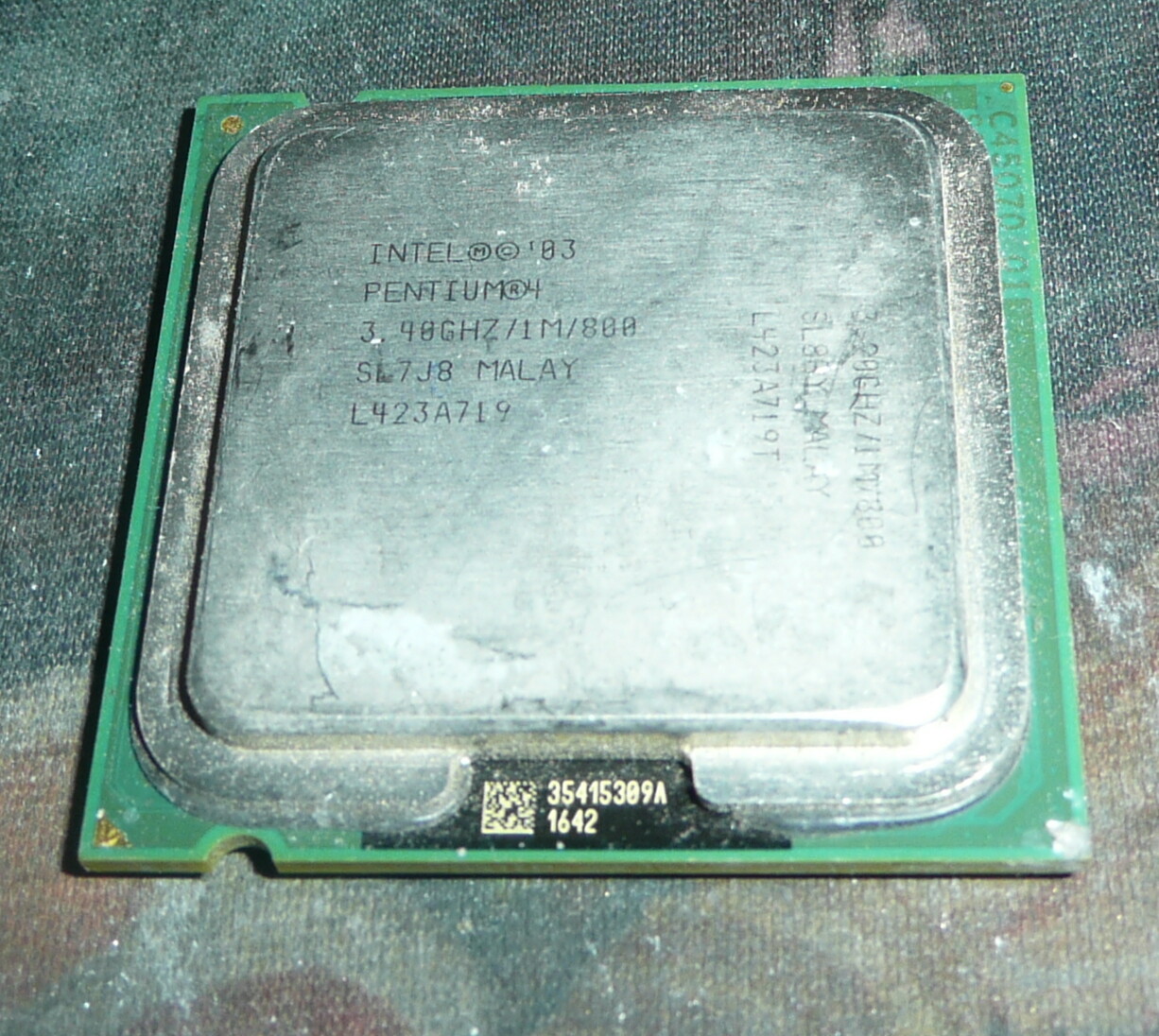 Pentium r 4 cpu. Пентиум 4 сокет 775. pentium 4 3.40ghz. pentium 4 extreme edition 3.4 775. intel pentium 4 sl7kk характеристики.