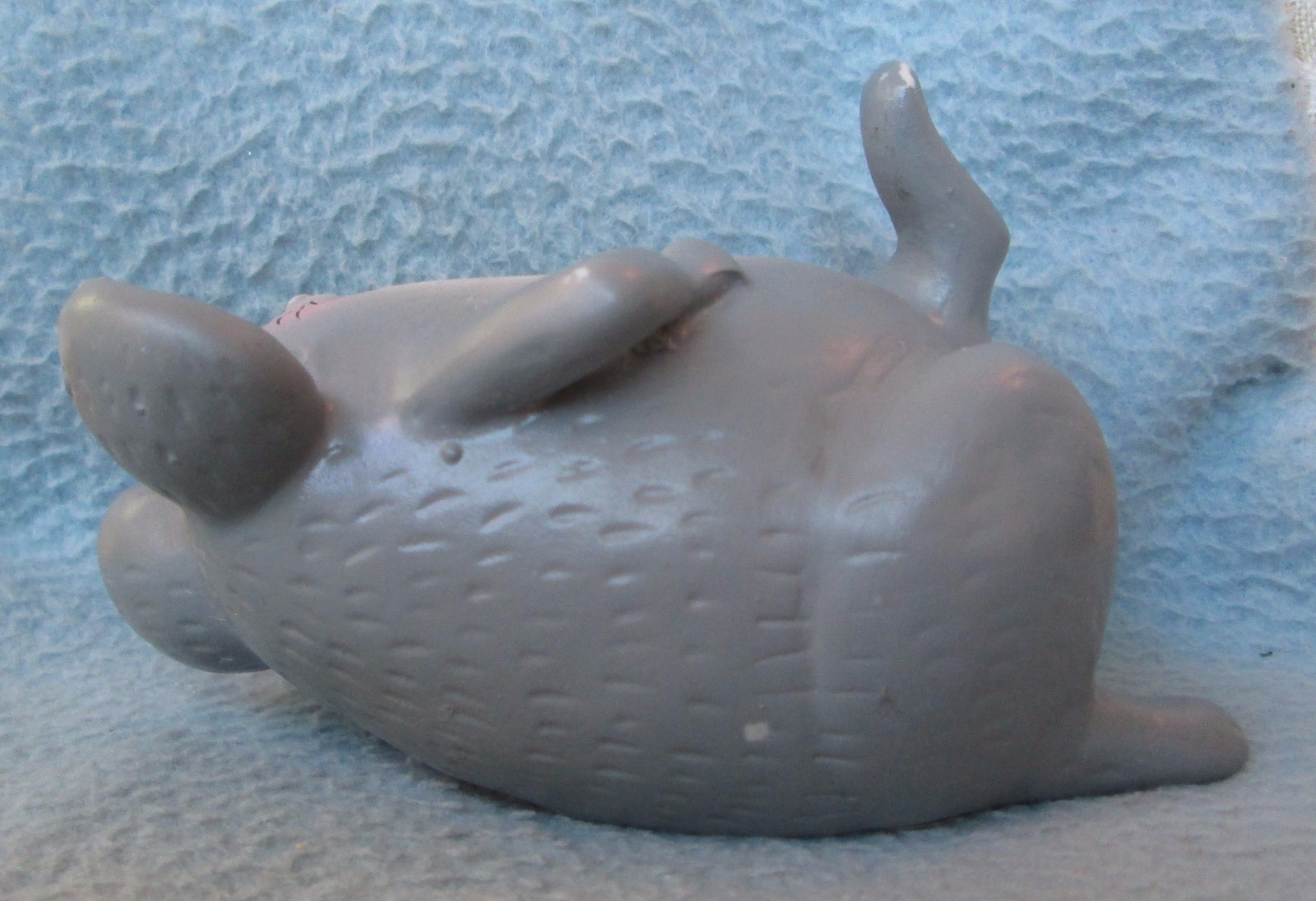 VINTAGE JAPAN BRINN'S RELAXING MOUSE FIGURINE FIGURE