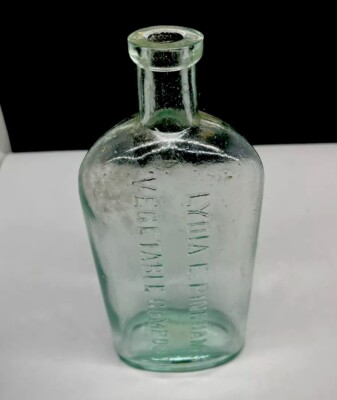 Nice Antique Bottle/ Circa 1880 s/ 8 X5 X2 /LYDIA E PINKHAM S VEGTABLE COMPOUND