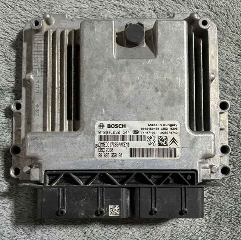 Ecu Calculateur Moteur Psa 1.6l E-Hdi Edc17c60 0281030544 9808535880 A Decoder