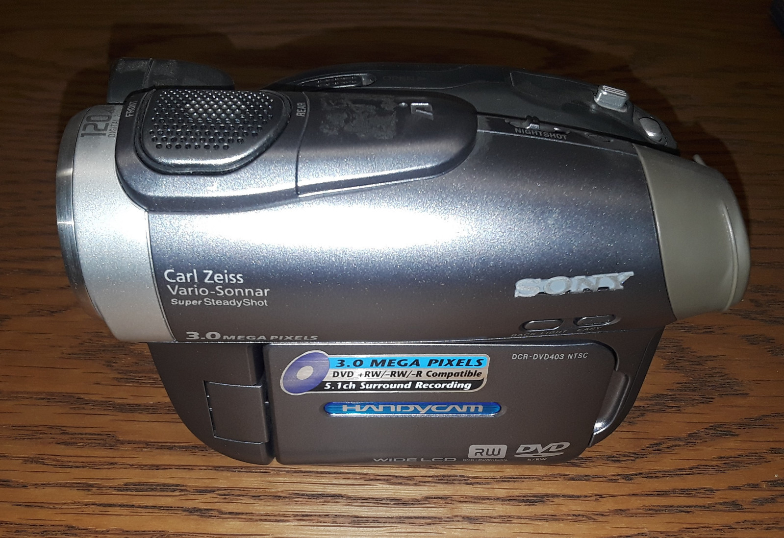 Sony DCR-DVD403 Handycam Digital Video Camera Recorder