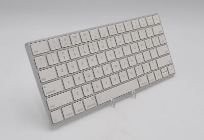 Apple A1644 Magic Keyboard (Wireless, Bluetooth)