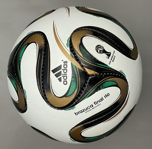 adidas brazuca　ブラズーカ　AS590 未使用　シュリンク付き adidas brazuca ブラズーカ AS590 未使用 シュリンク付き