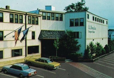 US ME Freeport Maine LL Bean founded 1912 by hunter & fisherman Leon Leonwood!!!