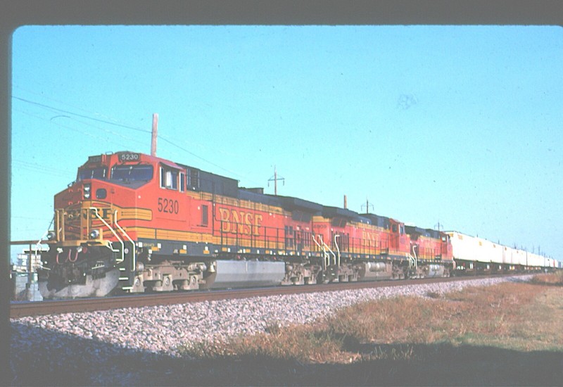 BNSF 5230 Wichita Fls, TX, 11/07; Kodachrome Original | eBay