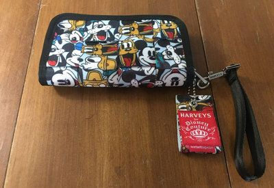 Harveys disney sales wallet