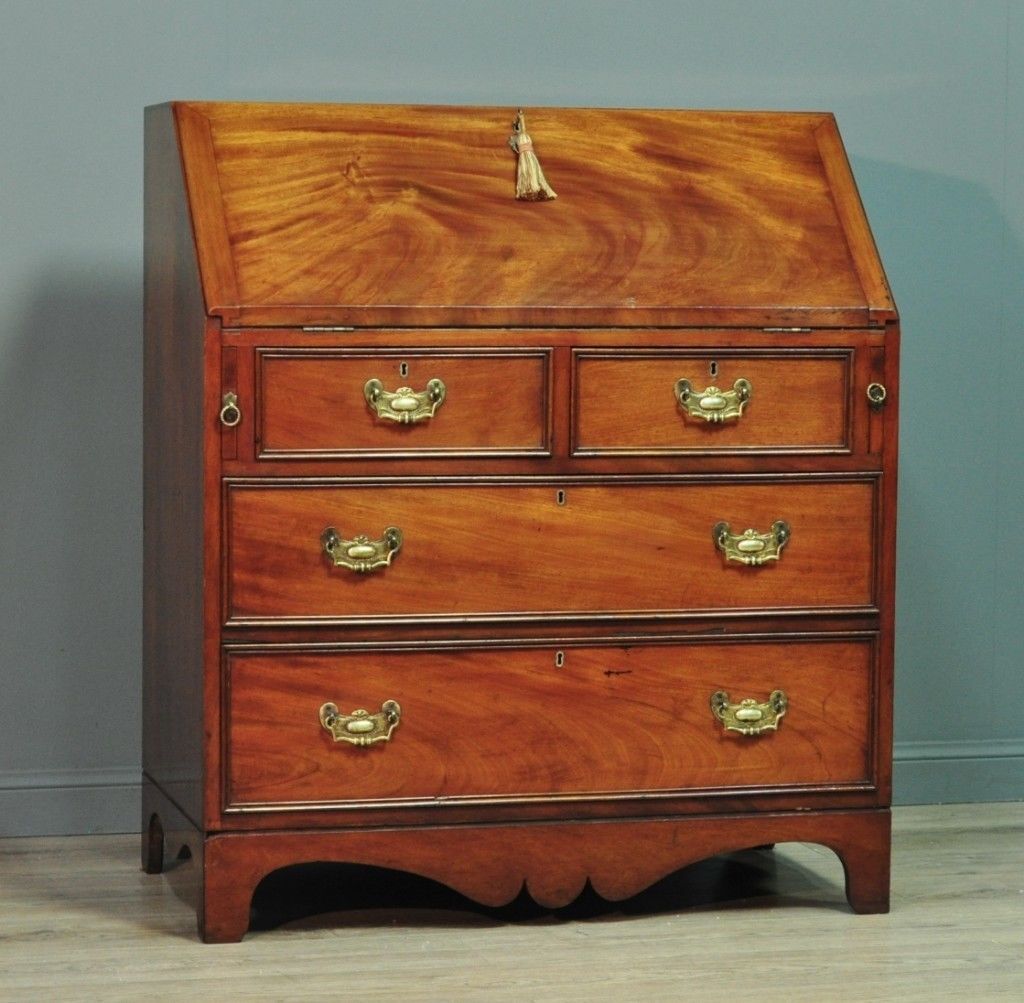 Attractive Large Antique Victorian Mahogany Bureau Chest Of