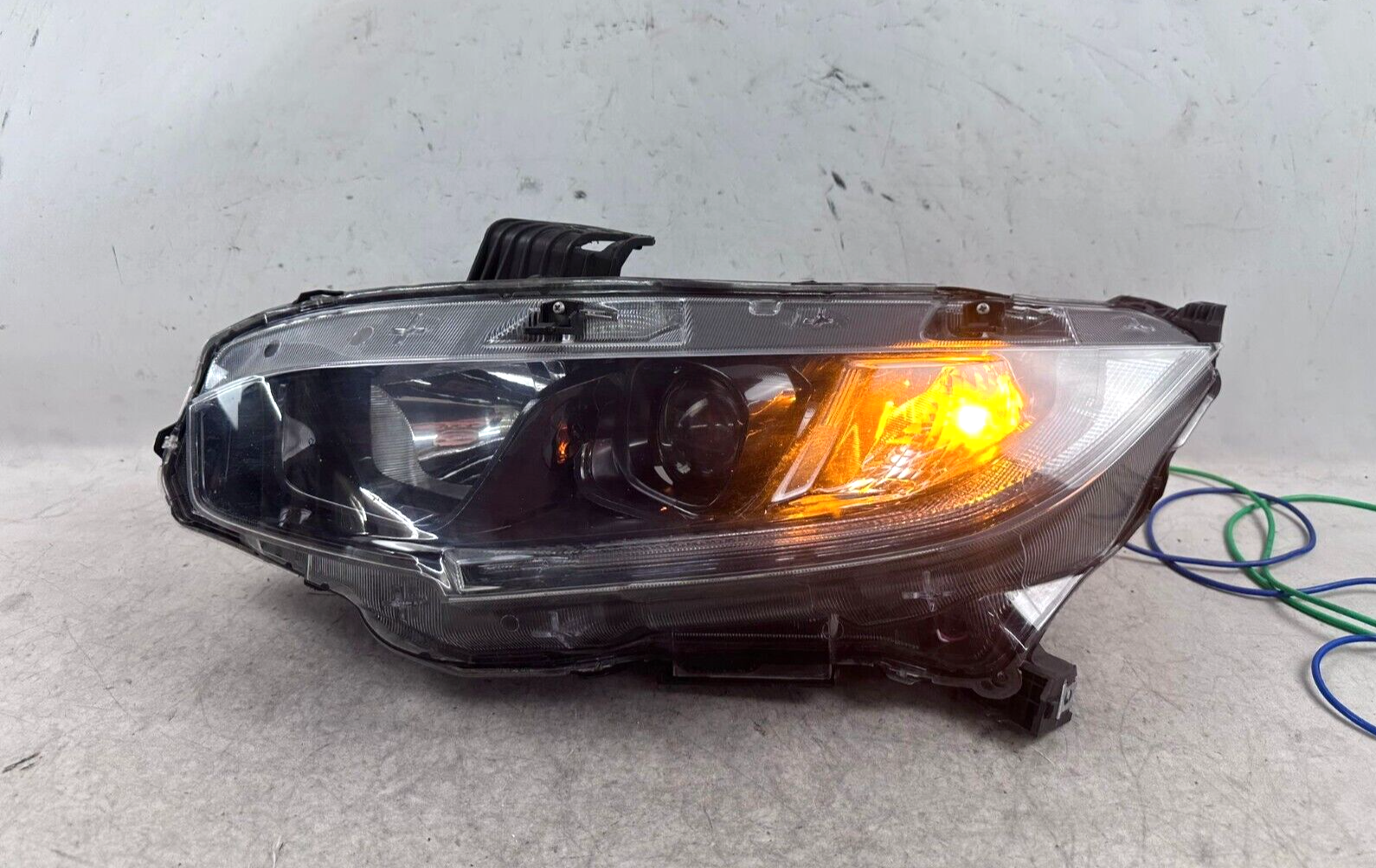 直送商品 LEFT OEM HEADLIGHT CIVIC HONDA 2016-2021 DRIVER HALOGEN SIDE ルアー・フライ