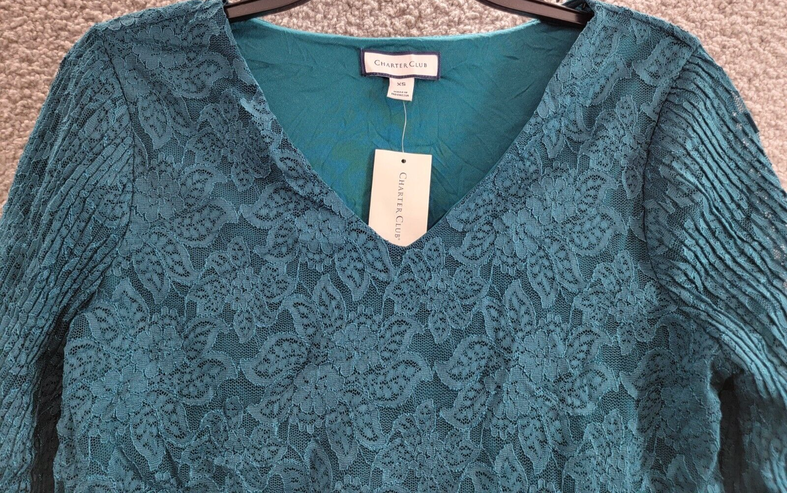 Charter Club Tiered Lace Top Women's XS Deep Pine Floral V-Neck Quarter Sleeve - Picture 3 of 16