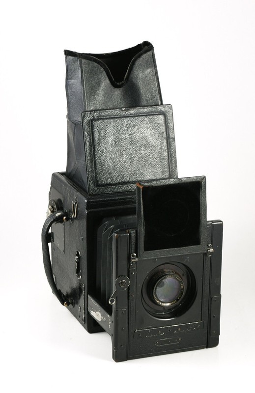 Houghton Ensign Reflex Model B  3Â¼X4Â¼  + Taylor & Hobson Cooke Luxor 5 3/4  F4.5