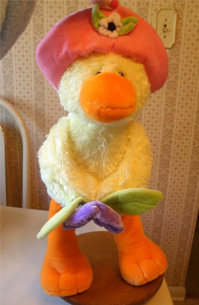 Gund Nursery Rhyme Duck Stuffed Animal Yellow Plush Hat 19 inch