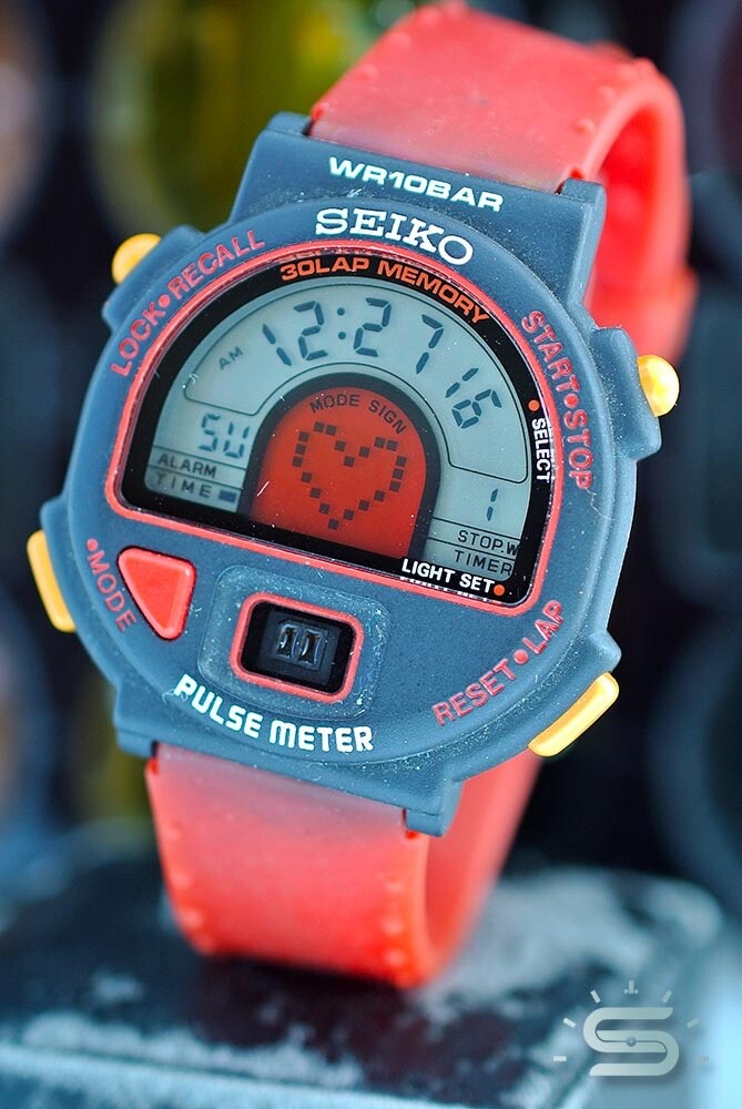 1989's SEIKO S240-400C SPORTS PULSE 腕時計 SEIKO - S240-400C - Sensor - Vintage Digital Watch - Digital