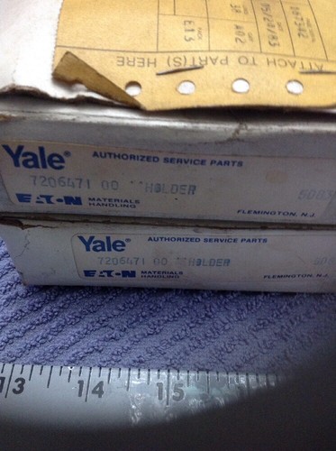 Brush Holder Yale Eaton 7206471 Lot Of Two