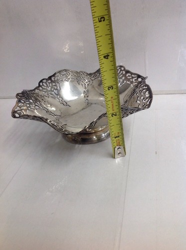 Arras Pattern Footed ~ Benedict ~ Reticulated ~ Ruffled ~ Pierced ~ Serving