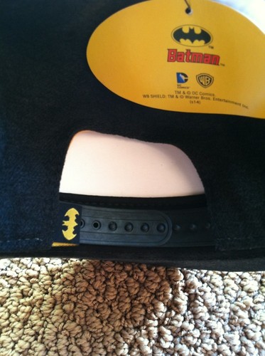 DC COMICS BATMAN BASEBALL CAP