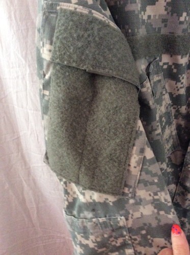 ACU Top ~ Military Camoflage Jacket ~ Medium X-Long ~