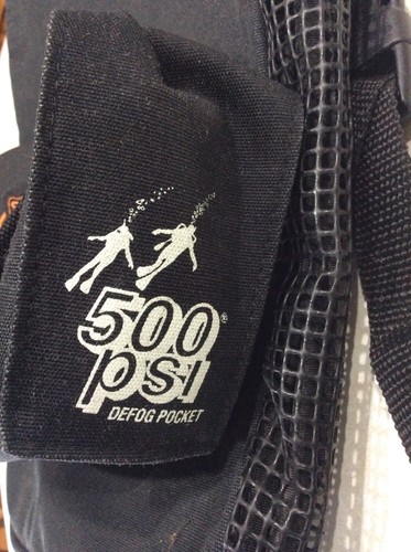 Akona Adventure Gear Scuba Diving Backpack 500 psi Defog Pocket Mesh Shoulder