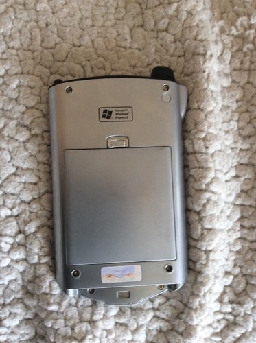 HP iPAQ Pocket PC H5550 & Power Adaptor. FRENCH EDITION