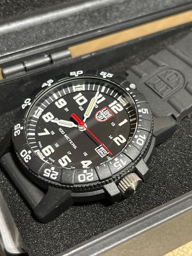 Pre-owned Luminox Men's Sea Turtle Giant Watch Xs.0321.l In Black