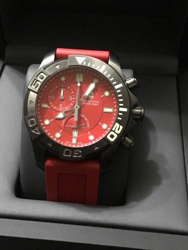 Pre-owned Victorinox Swiss Army Red Dial Dive Master 500 Men's Chronograph Watch 241422