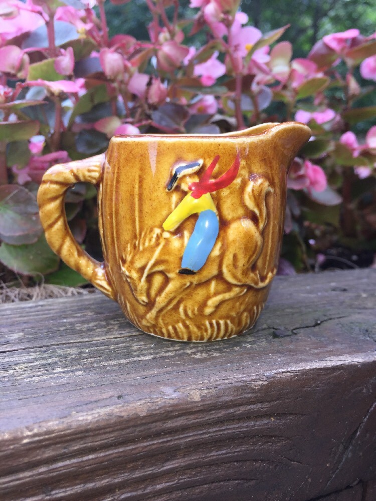 Golden Aspen South Dakota Mount Rushmore President Cowboy Pitcher Vase Jug 2.5