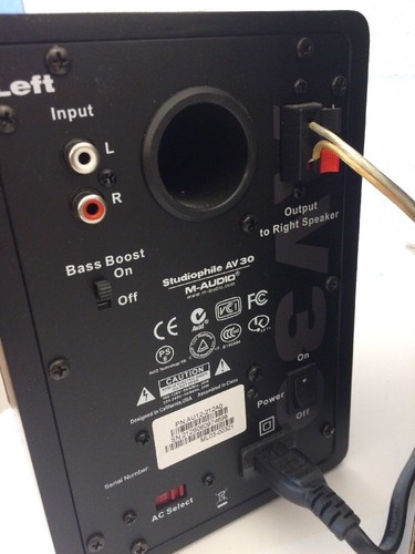 M-AUDIO AV30 MULTIMEDIA MONITOR SPEAKERS WITH POWER CORD TESTED WORKS GREAT!