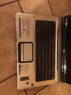 hp pavilion dv6700 wireless laptop for repair powers on