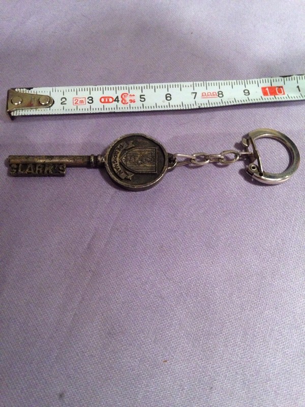 Porte ClÃ©  Ancien Clark'S Votre Chewing-Gum Perpignan  - 09092015