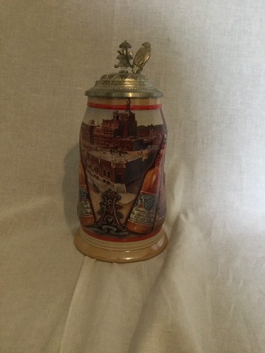 1999 Anheuser Busch Budweiser Collectors Club Membership Stein